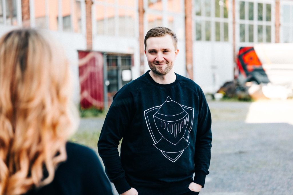 Miten automatisoit maksuvalvonnan ilman sähköistä ohjelmistoa - Perintäritari blogikirjoitus